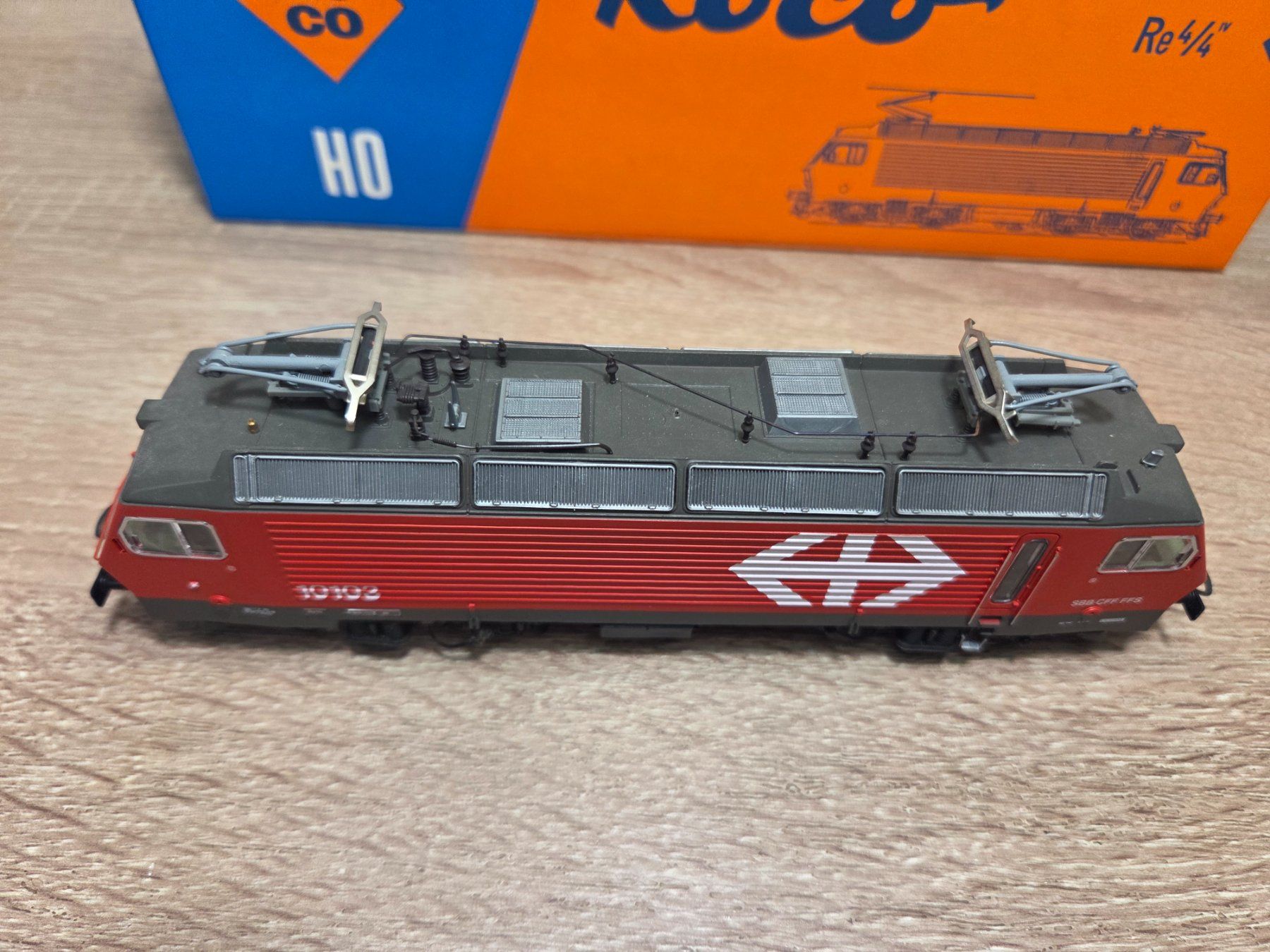 Roco Modellini di ferrovie: Roco 04178 B E-Lok 10103 SBB H0 – Usato da St-Aubin-Sauges venduto da Lo_Go 4