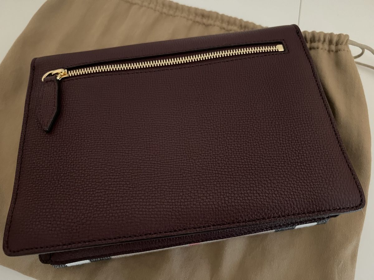 Burberry Borse da donna: Burberry Small Macken Crossbody Tasche – Nuovo (secondo la descrizione) da Zollikofen venduto da liindaaa 6