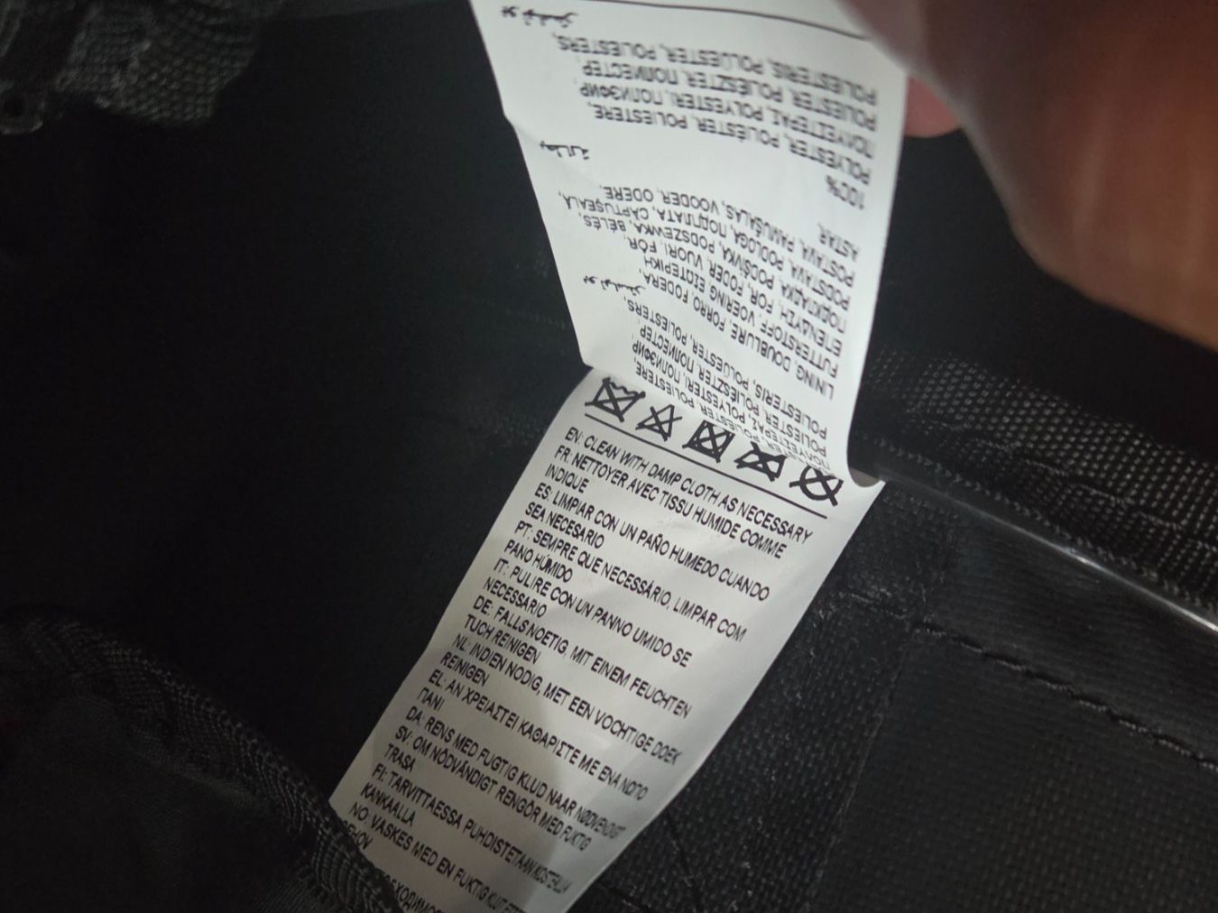 Nike Taschen: Nike Performance Sporttasche schwarz – Gebraucht aus Bonstetten von atiale 5
