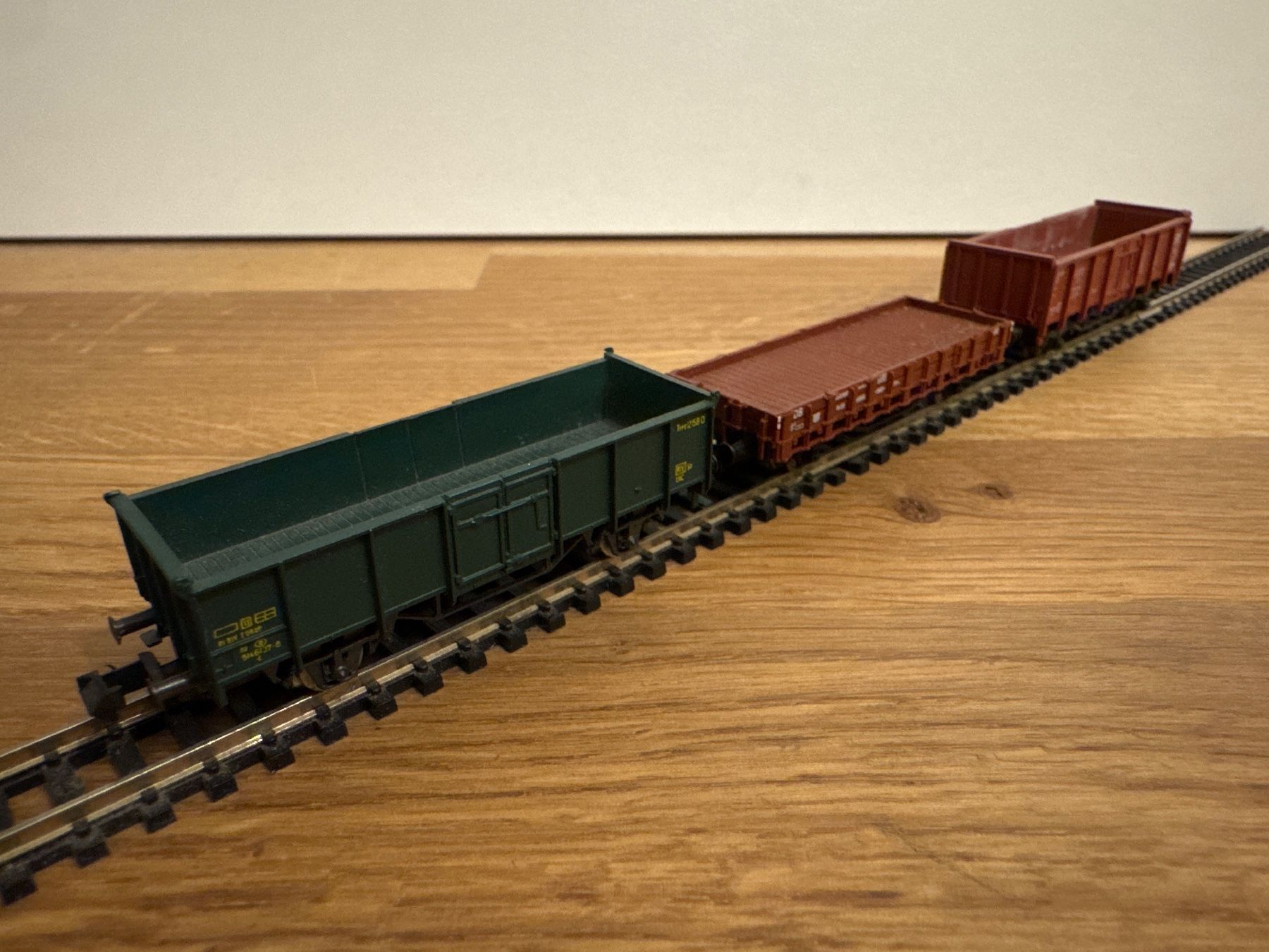 Fleischmann Modellini di ferrovie: Fleischmann/Rivarossi Güterwagen – Usato da Schlierbach venduto da Look8 2