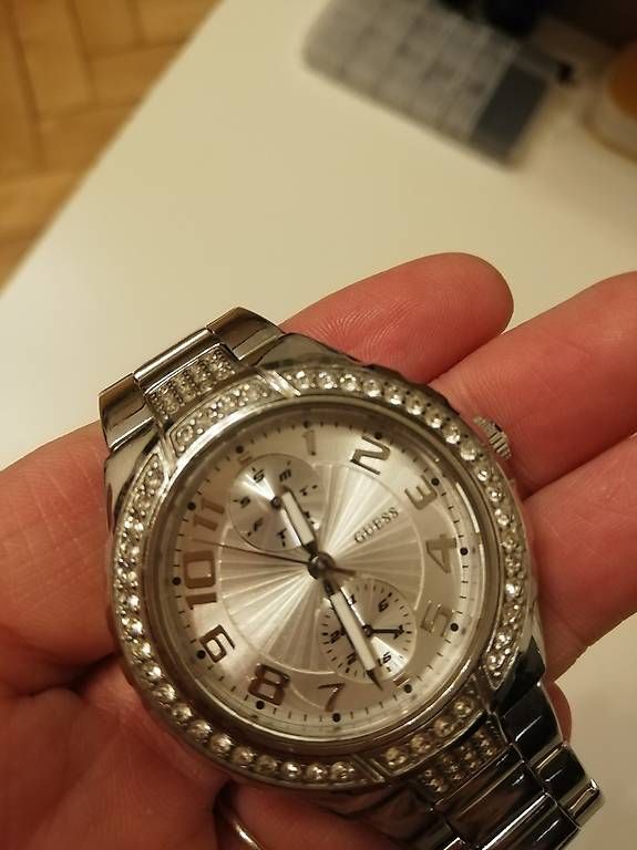 Uhren: Guess Uhr – Gebraucht aus Eggersriet von cherry.k