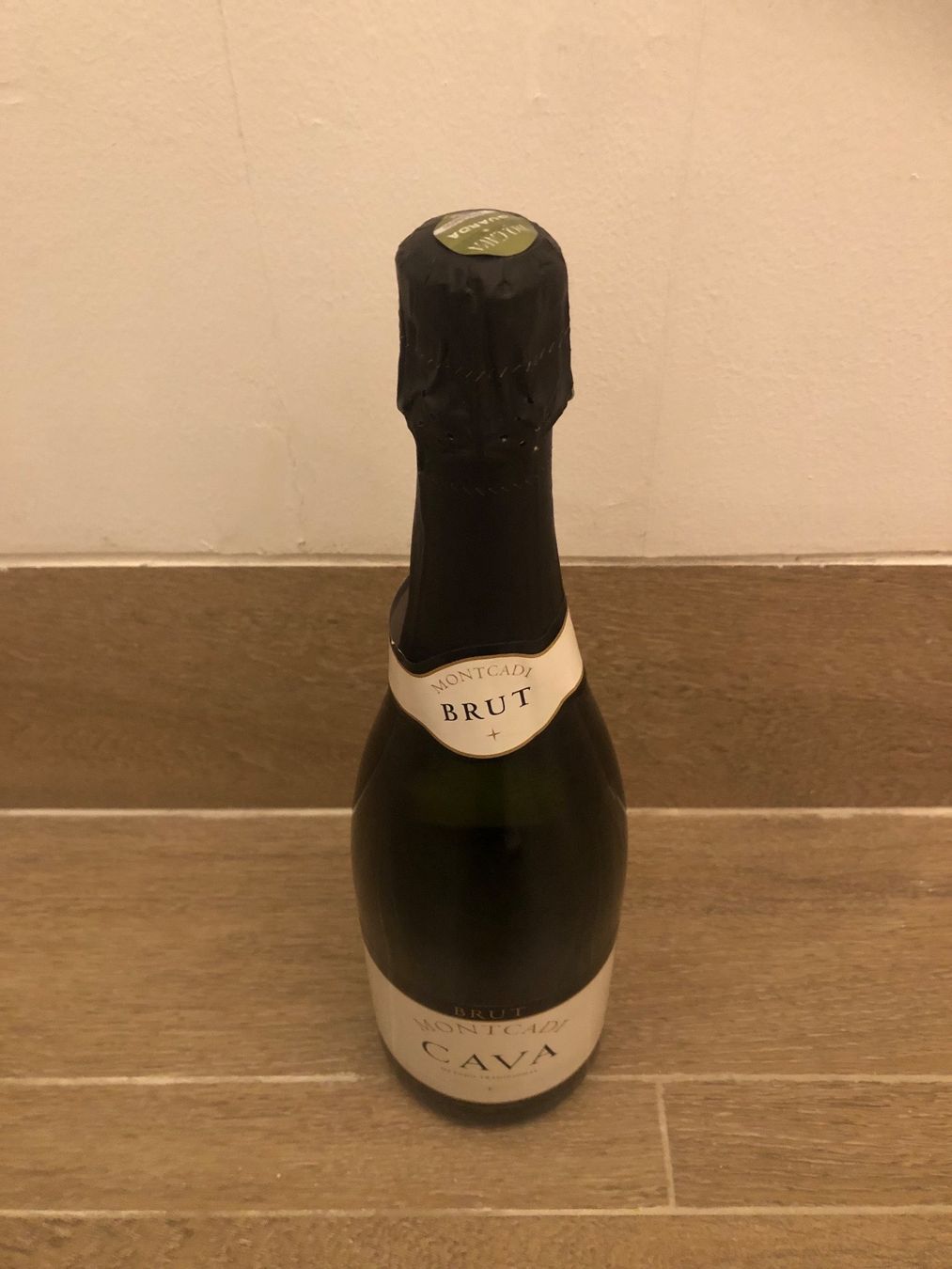 Wein: MONTCADI Cava Metodo Tradicional Brut – Neu und originalverpackt aus Wald ZH von mlnt 3