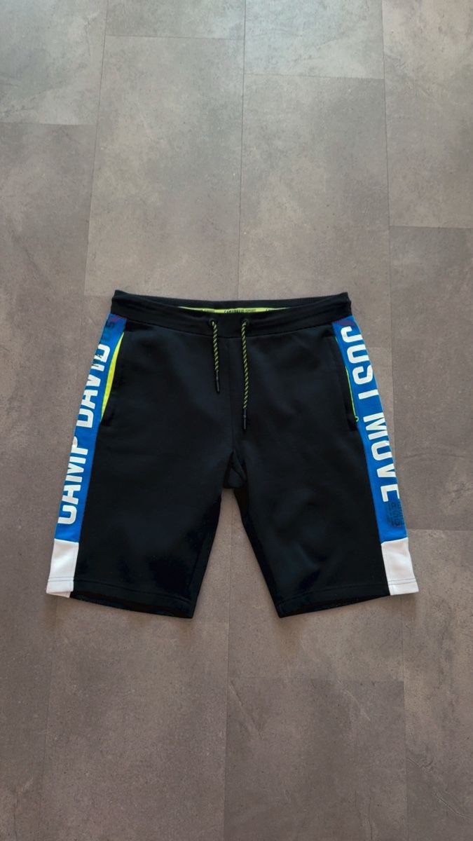 Camp David Hosen: Camp David Shorts – Neu (gemäss Beschreibung) aus Erlinsbach SO von _stjepi_
