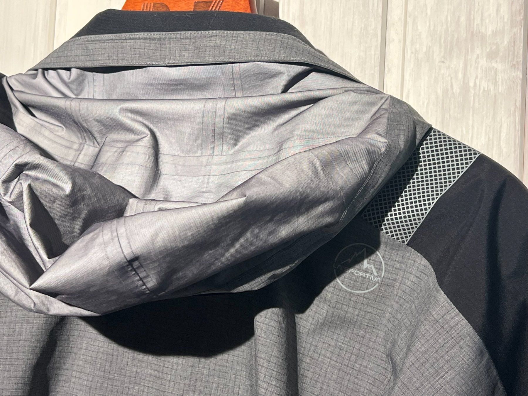 Giacche: La Sportiva Cornier Gore Tex Mountaineering Shell-Jacket – Nuovo (secondo la descrizione) da Bättwil venduto da Partner3 3