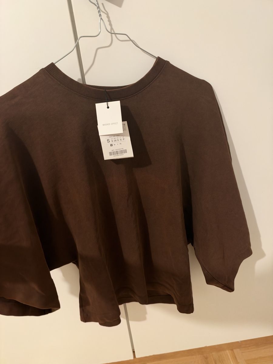 Tops: Neu Zara Oberteil  – Neuf avec emballage d'origine à Biel/Bienne par Peeeep10