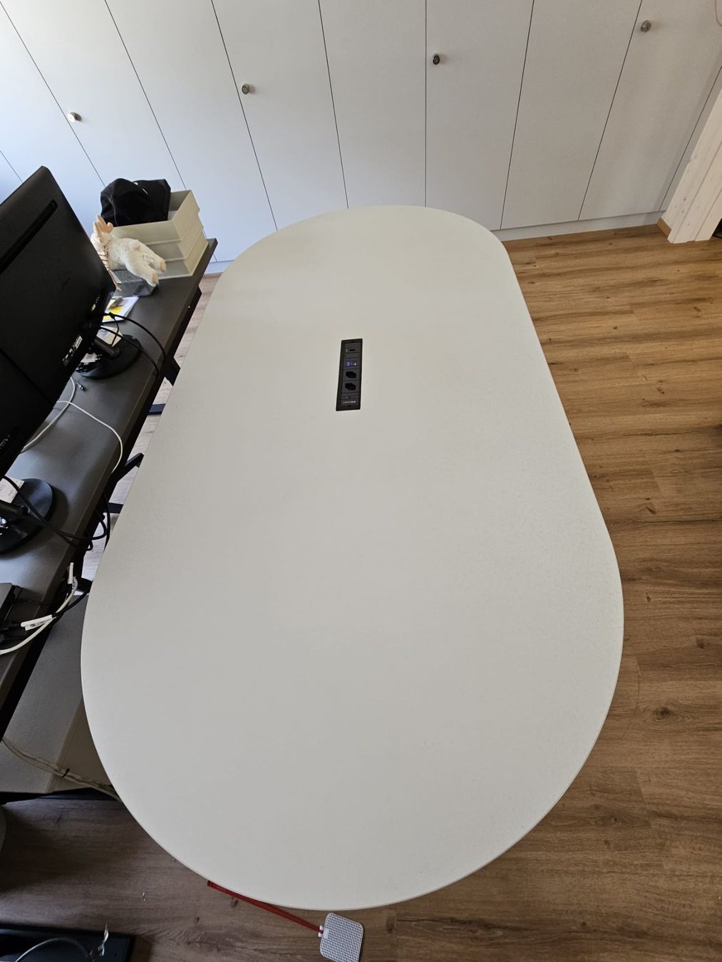 Ovaler Konferenztisch 200 × 100 cm – höhenverstellbar (D'occasion) à ...