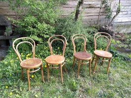 4 belles chaises de bistrot vintage 