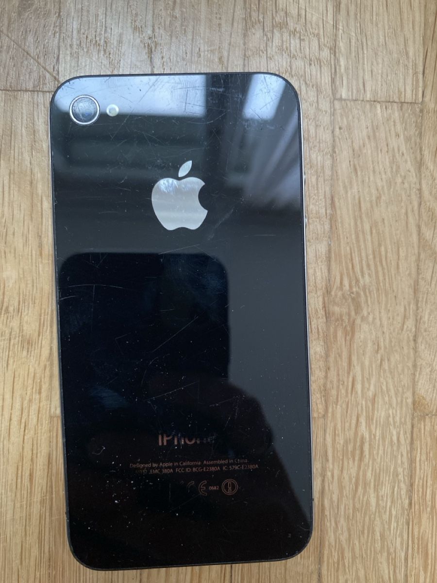 Apple Portables: Iphone 4 – D'occasion à Zürich par mad_z5dm 1