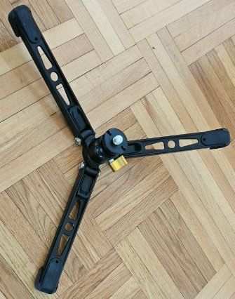 Treppiedi & Teste: FotoPro mini table tripod – Usato da Geneve venduto da T36 2