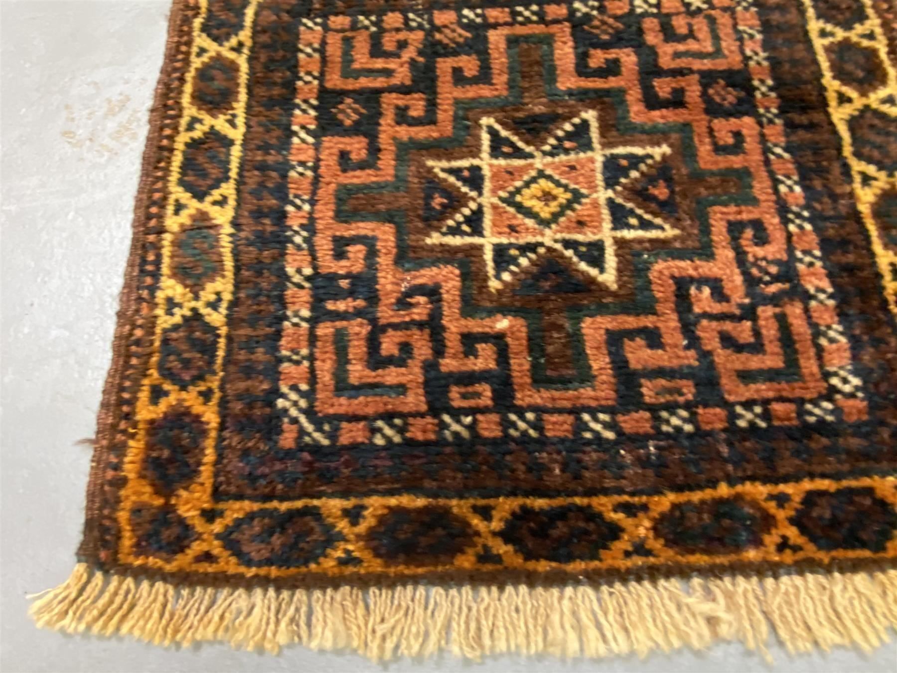 Tappeti: Fabelhafter Belutsch 100 - 110 Jahre alt – Usato da Steinhausen venduto da Super05 6