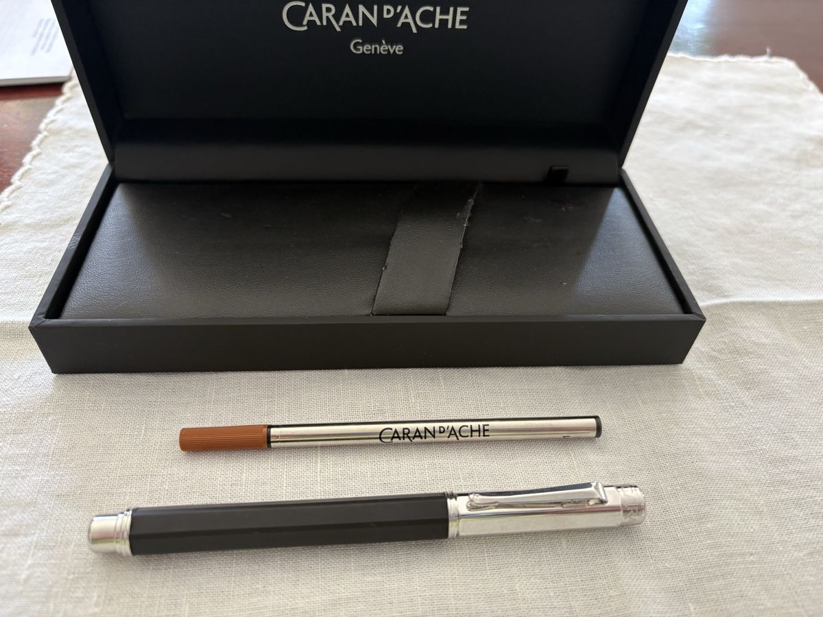 Caran D'Ache Penna & Evidenziatori: Caran D'Ache Collection Varius Rubberized – Nuovo e nell'imballaggio originale da Lugano venduto da Edera49 1
