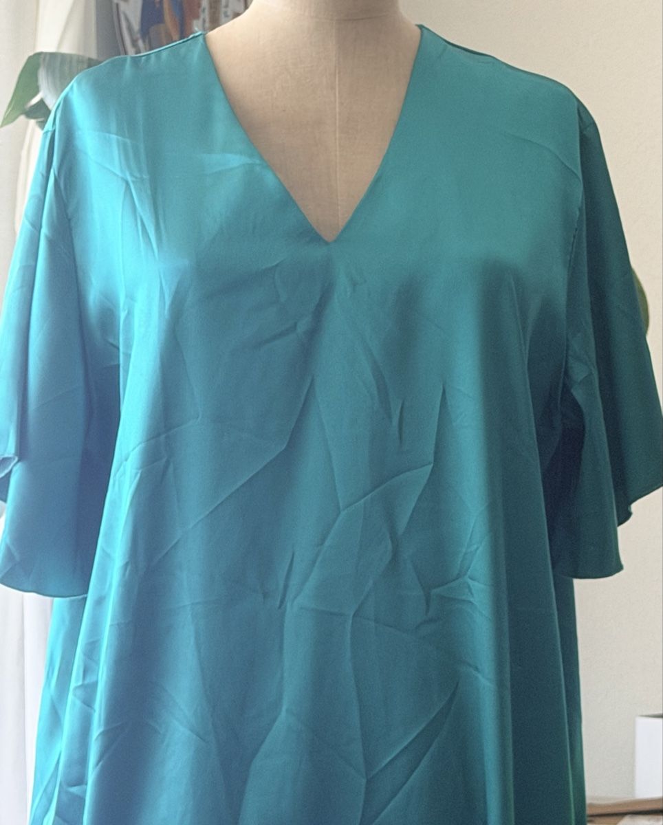 Vestiti: Elegant Teal Midi Dress – Usato da Bouveret venduto da dou_g8q7 1