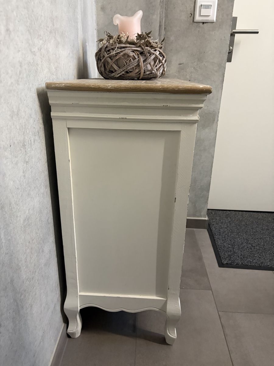Kommoden: Kleine Shabby Chic Kommode weiss – Gebraucht aus Staufen von SilveRain 2