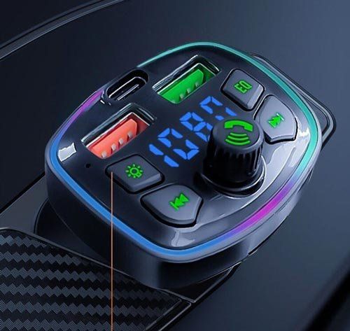 Chargements: Auto MP 3 Player Dual-USB-Ladegerät – Neuf avec emballage d'origine à Liestal par OMAROSHOP