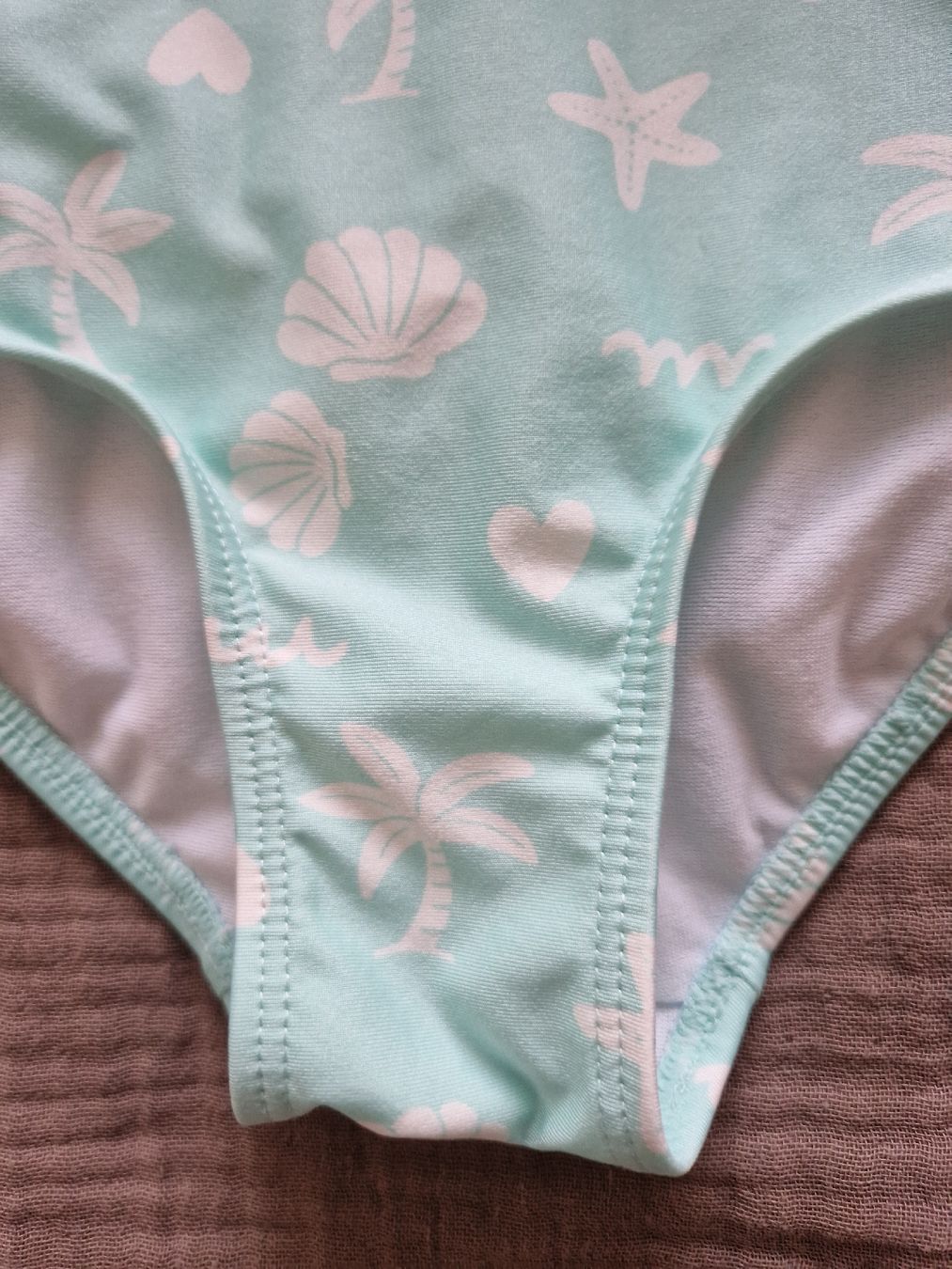 H&M Costumi da bagno & Bikini: Badeanzug H&M Grösse 98/104 mintgrün  – Usato da Heimberg venduto da Eleanor20 2