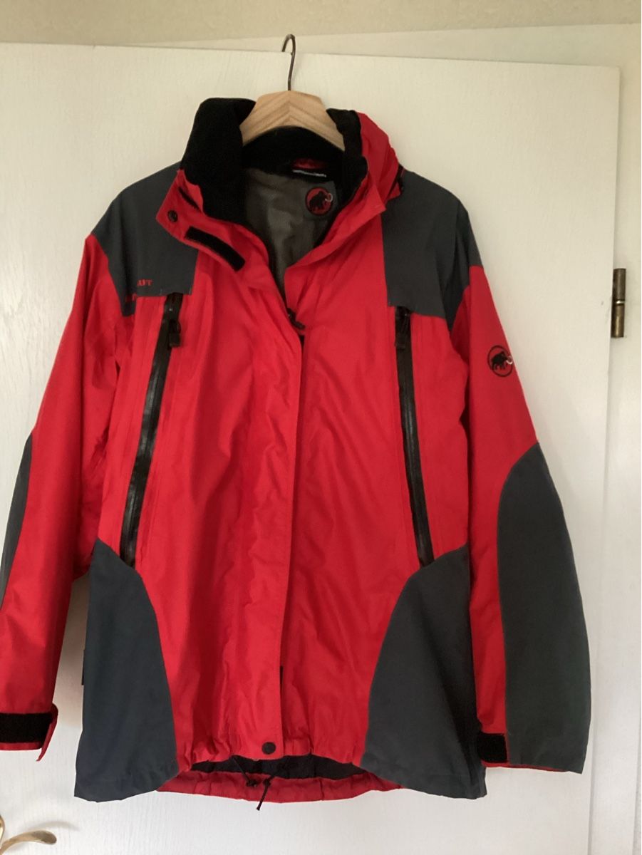 Mammut Vestes: Mammut Damen Jacke  – D'occasion à Unterkulm par Lunchen11