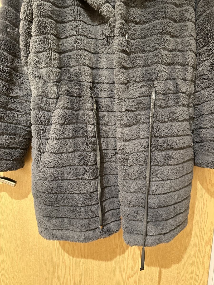 Giacche: Fake Fur Jacke Oltre 38 – Usato da Gordola venduto da EleSecondHand-TCG 4