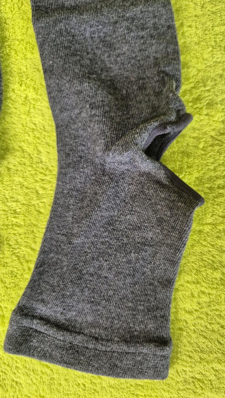 Calze: Yoga Socken, dunkelgrau, NEU – Nuovo (secondo la descrizione) da Winterberg ZH venduto da Gemini63 1