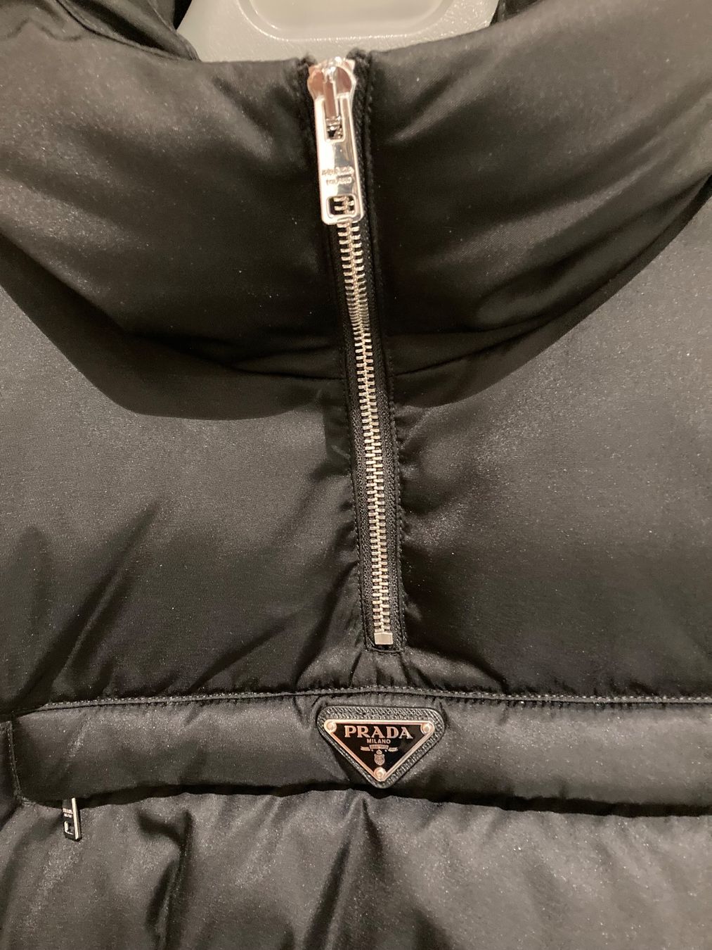 Prada Giacche: Prada Jacke re-nylon no.36 OVERSIZE – Usato da Paradiso venduto da Kayakara 4