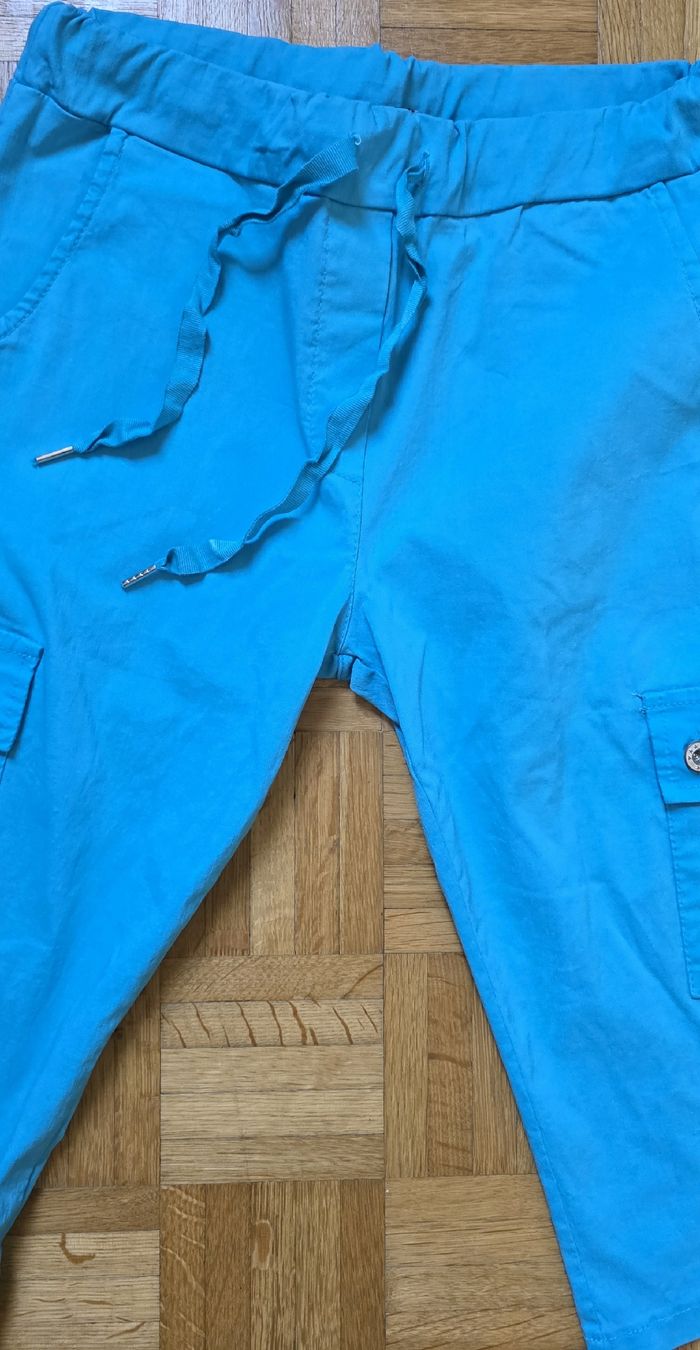 Hosen: Pantalon 3/4 /short bleu turquoise – Gebraucht aus Yverdon-les-Bains von van_dq65 7