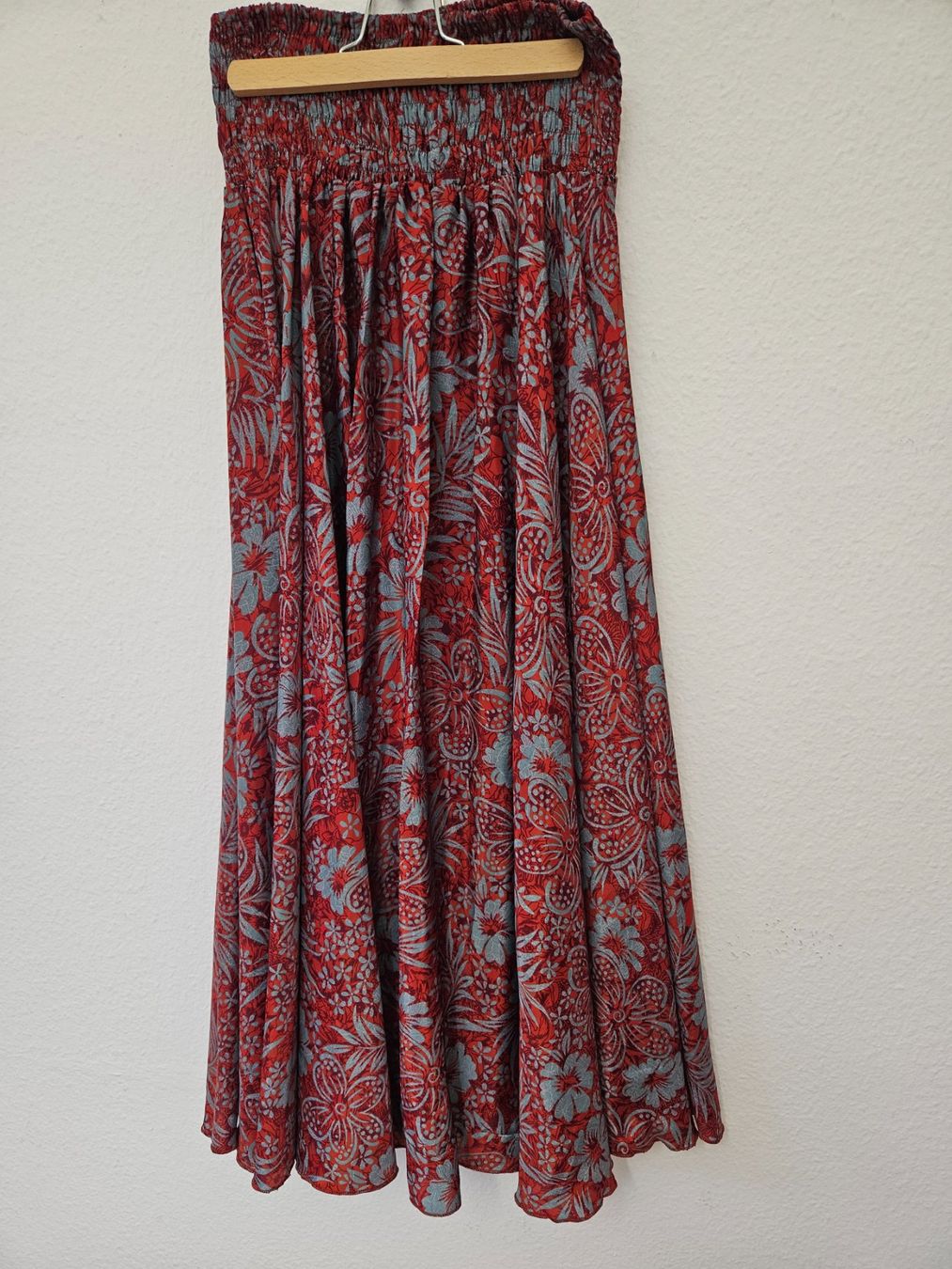 Gonne: Boho Chic Hosenrock Gr. 38 Orange gemustert luftig – Usato da Urdorf venduto da Colina