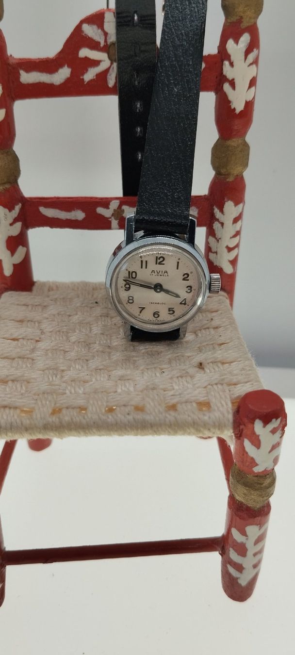 Avia Orologi: Montre vintage Avia – Usato da La Chaux-de-Fonds venduto da jac_9llg 3