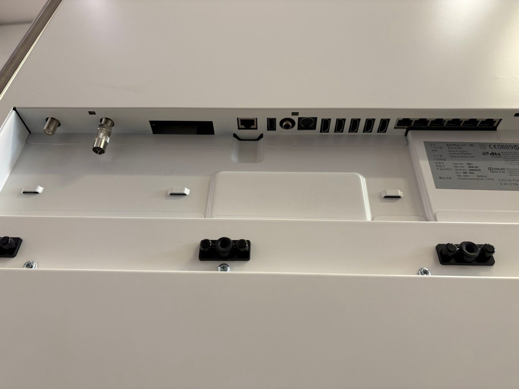 Bang & Olufsen Fernseher: Bang & Olufsen Beoplay V1 40" – Gebraucht aus Hochdorf von av-electronics 5