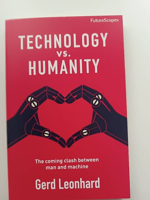 Bücher: Technology vs Humanity – Gebraucht aus Zürich von inf_7x5l