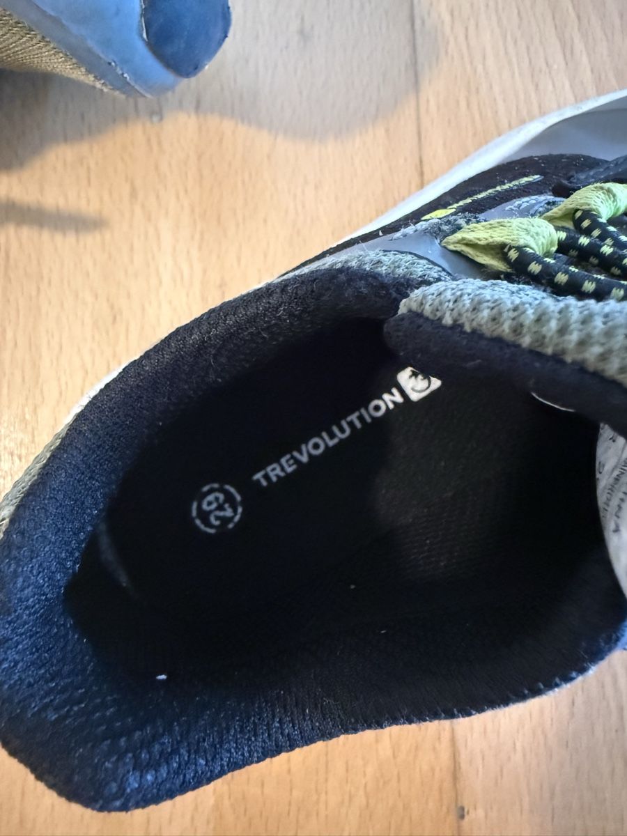 Trevolution Scarpe per ragazzi: Trevolution Kinderschuhe 29 – Usato da Bülach venduto da sawa22 8