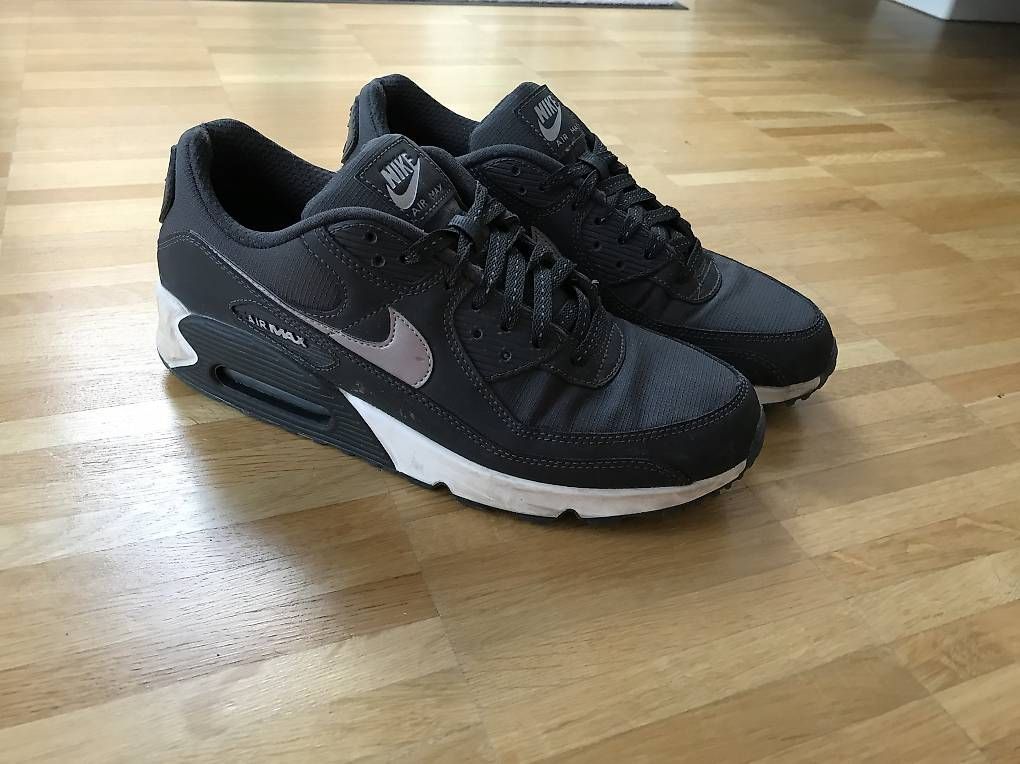 Scarpe da uomo: Nike Air Max 90, Gr. 44 – Usato da Arlesheim venduto da sonpia