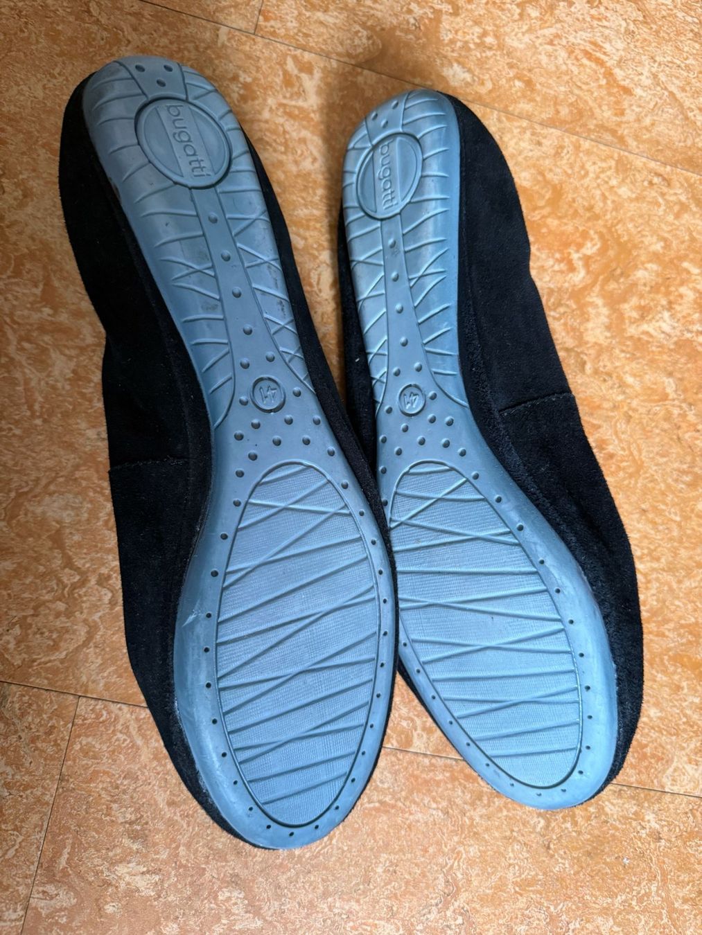 Bugatti Scarpe da donna: Schuhe – Usato da Flawil venduto da Stella_3 4