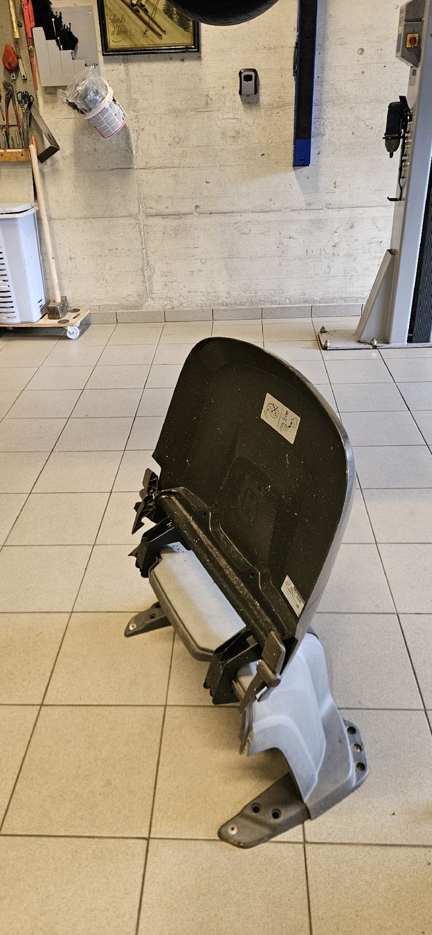 Husqvarna Rasenmäher: Husqvarna Automower – Gebraucht aus Couvet von Nonos6 3