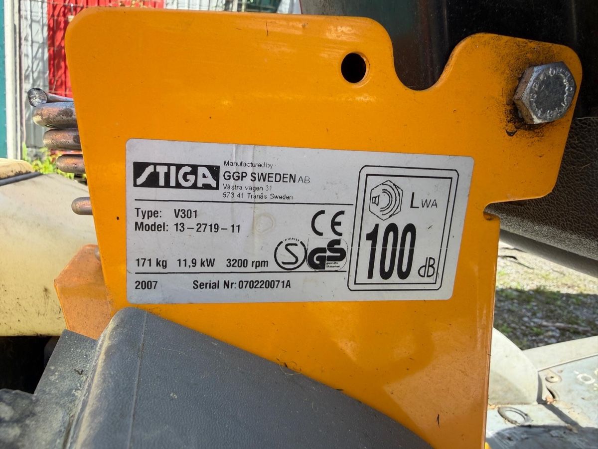 Stiga Tondeuses à gazon: Stiga Villa 16 HST – Défectueux à Uttigen par Safety123 2