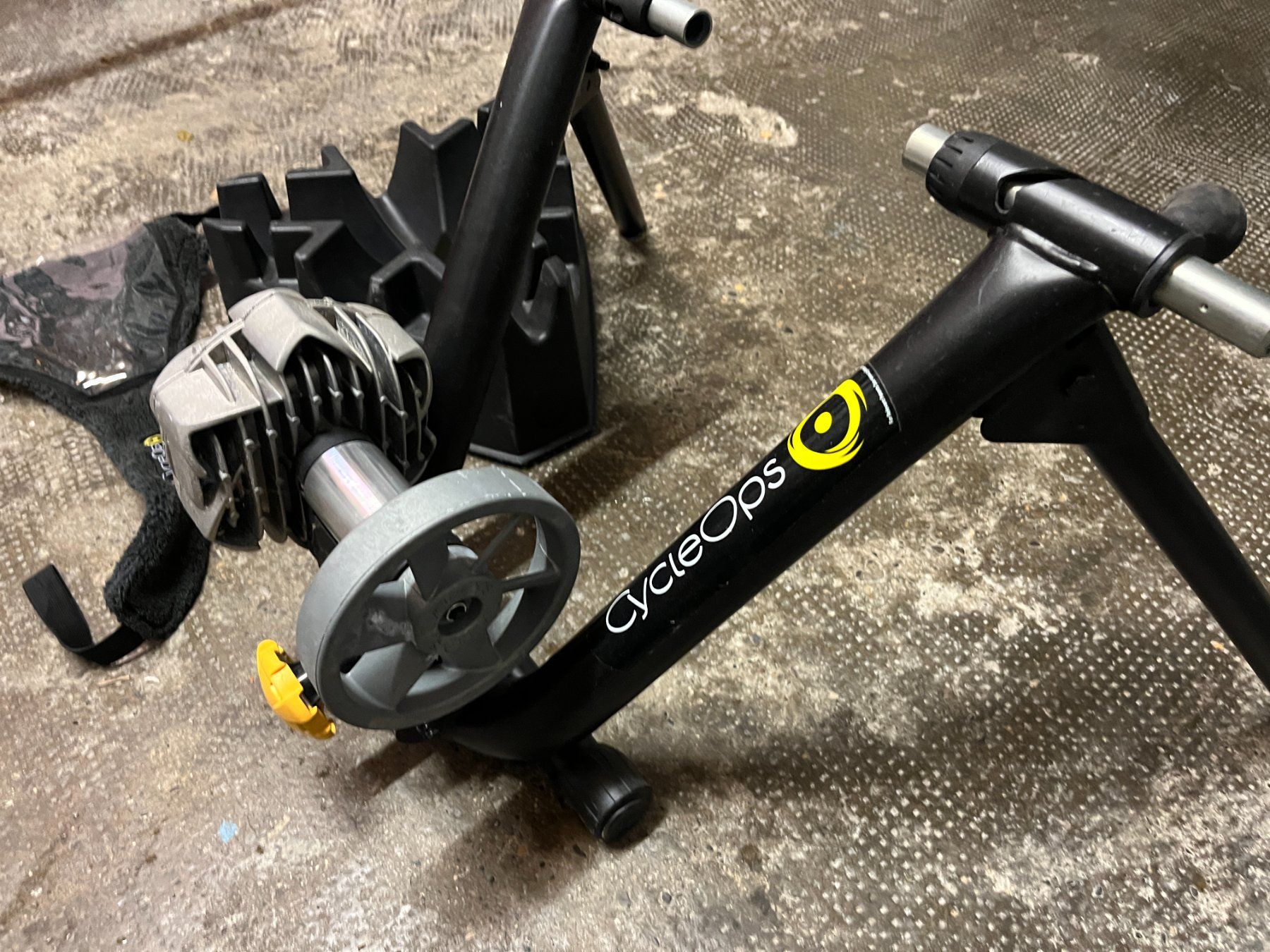 Hometrainer: Fahrrad Rollentrainer CycleOps – Gebraucht aus Basel von marcobph 1
