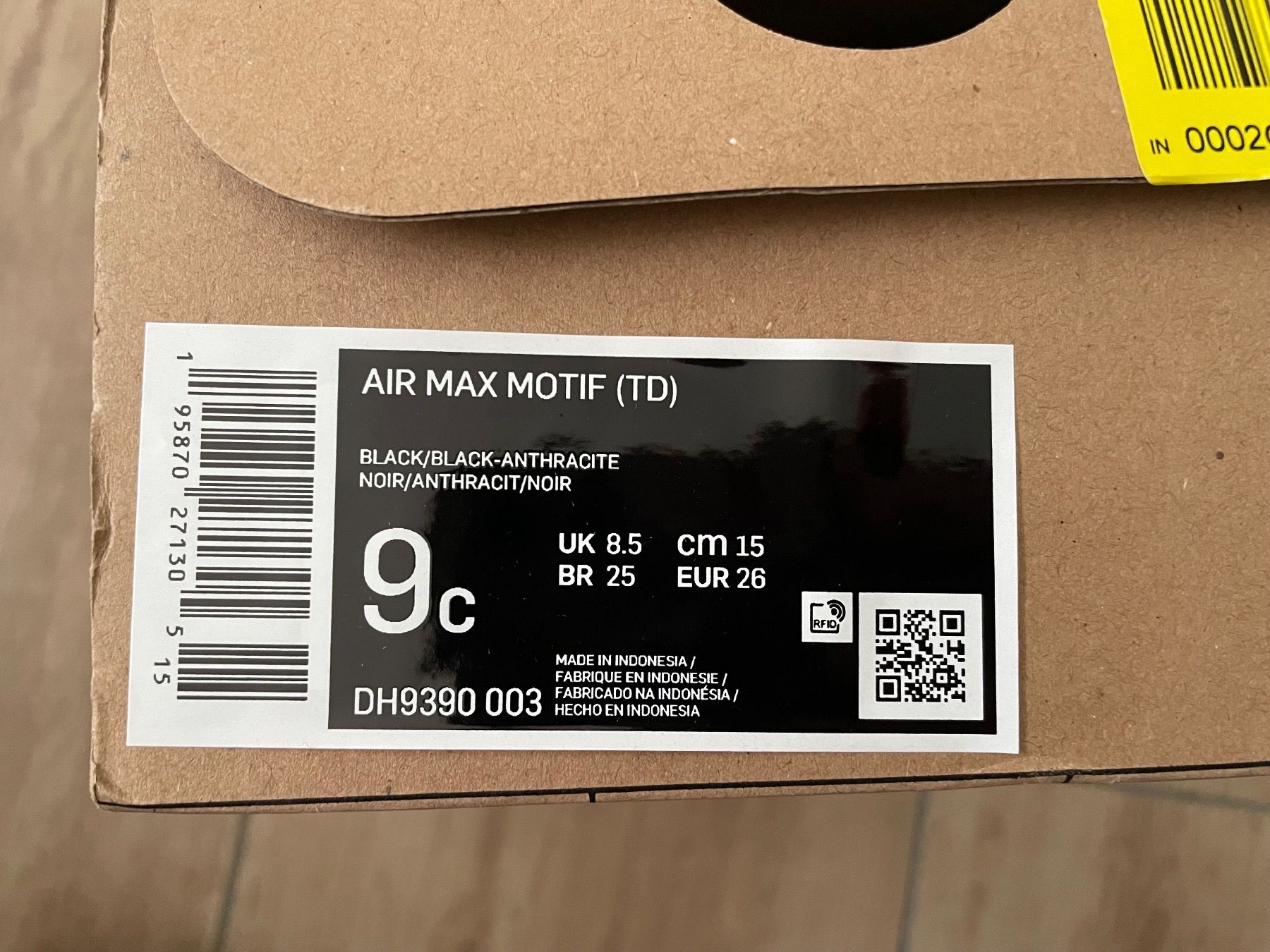 Nike Scarpe per ragazzi: Nike Air Max Motif Gr. 26 NEU – Nuovo e nell'imballaggio originale da Waltenschwil venduto da hansnine 4