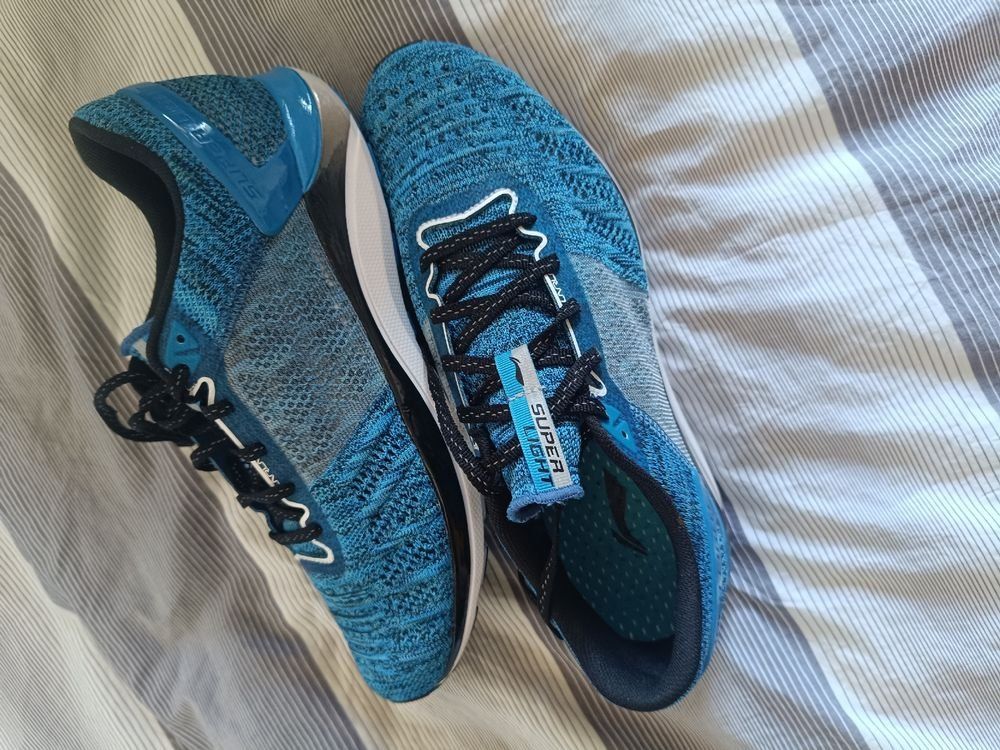 Scarpe da uomo: Super Light Running Shoes sneakers Turnschuhe – Nuovo (secondo la descrizione) da Suberg venduto da TigerFan12