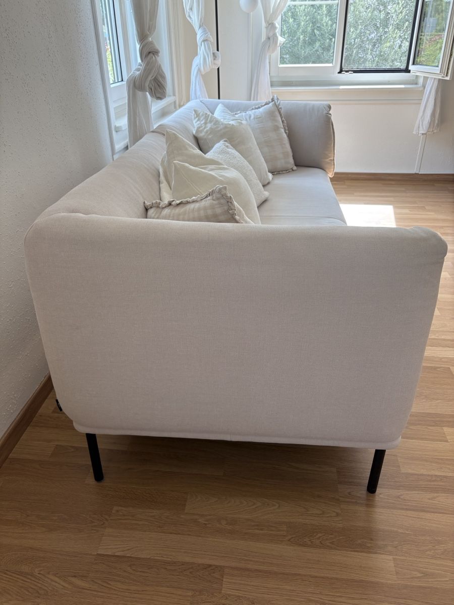 Pfister Sofas: Beige Sofa Pfister - Very comfortable  – D'occasion à Thalwil par ste_jwm7