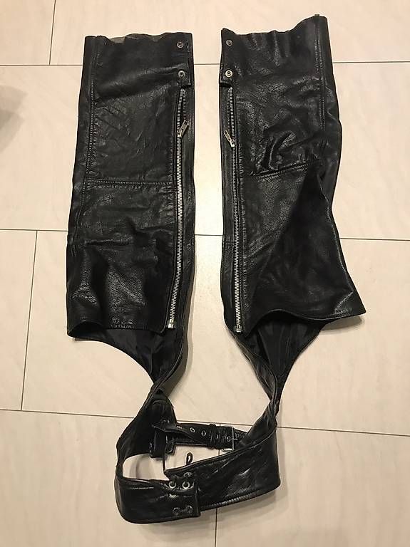 Jambières & Bandages: Chaps – D'occasion à Ebikon par cla_bh2n