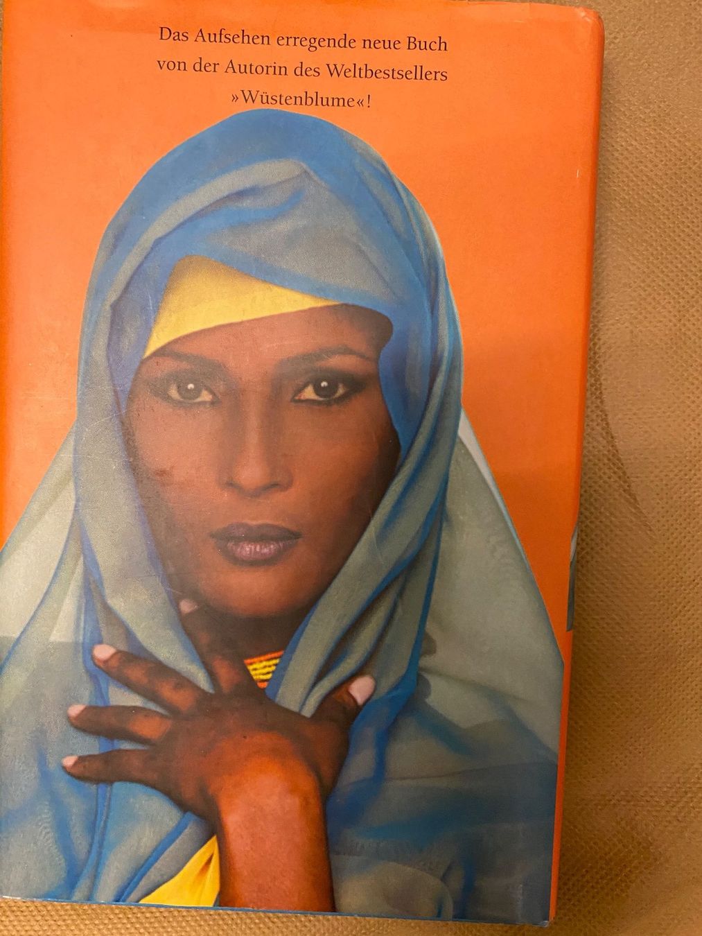Libri: Nomadentochter Waris Dirie – Usato da Lüchingen venduto da LIDB 1