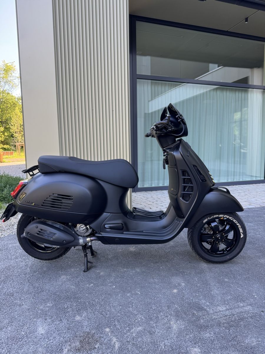 Piaggio Scooter: Vespa GTS 300 Super Tech ABS  – Usato da Lausanne venduto da sam_z67h 1