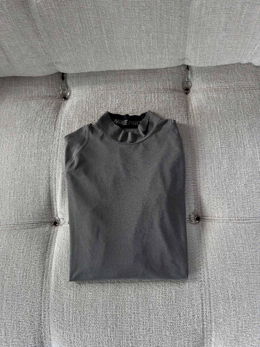 Nike T-shirt: Nike | Langarmshirt – Usato da Horgen venduto da onur_5