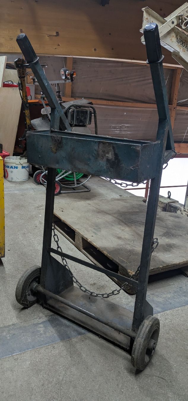 Alle Werkzeuge: Chariot pour bouteilles de chalumeau – Gebraucht aus Couvet von nicolas30 3