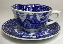 Kaffe- o. Teetasse mit Unterteller Arabia Finland, blau/weis