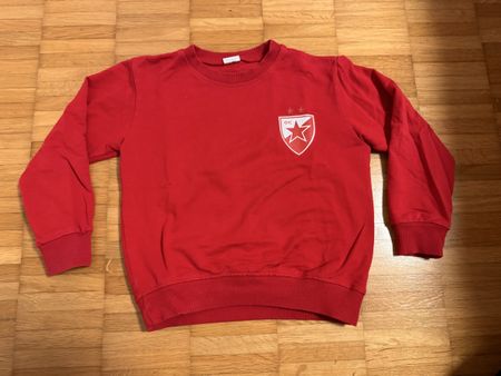 Roter Stern Pullover Gr. 116!