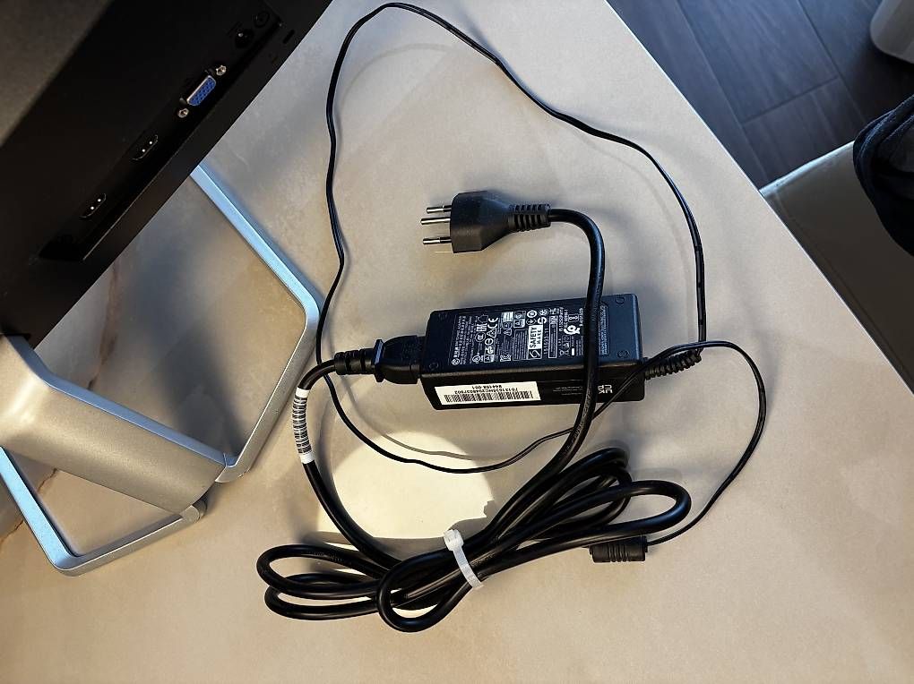 Ecrans: Monitor HP 27 Zoll – D'occasion à Rupperswil par mku92 2