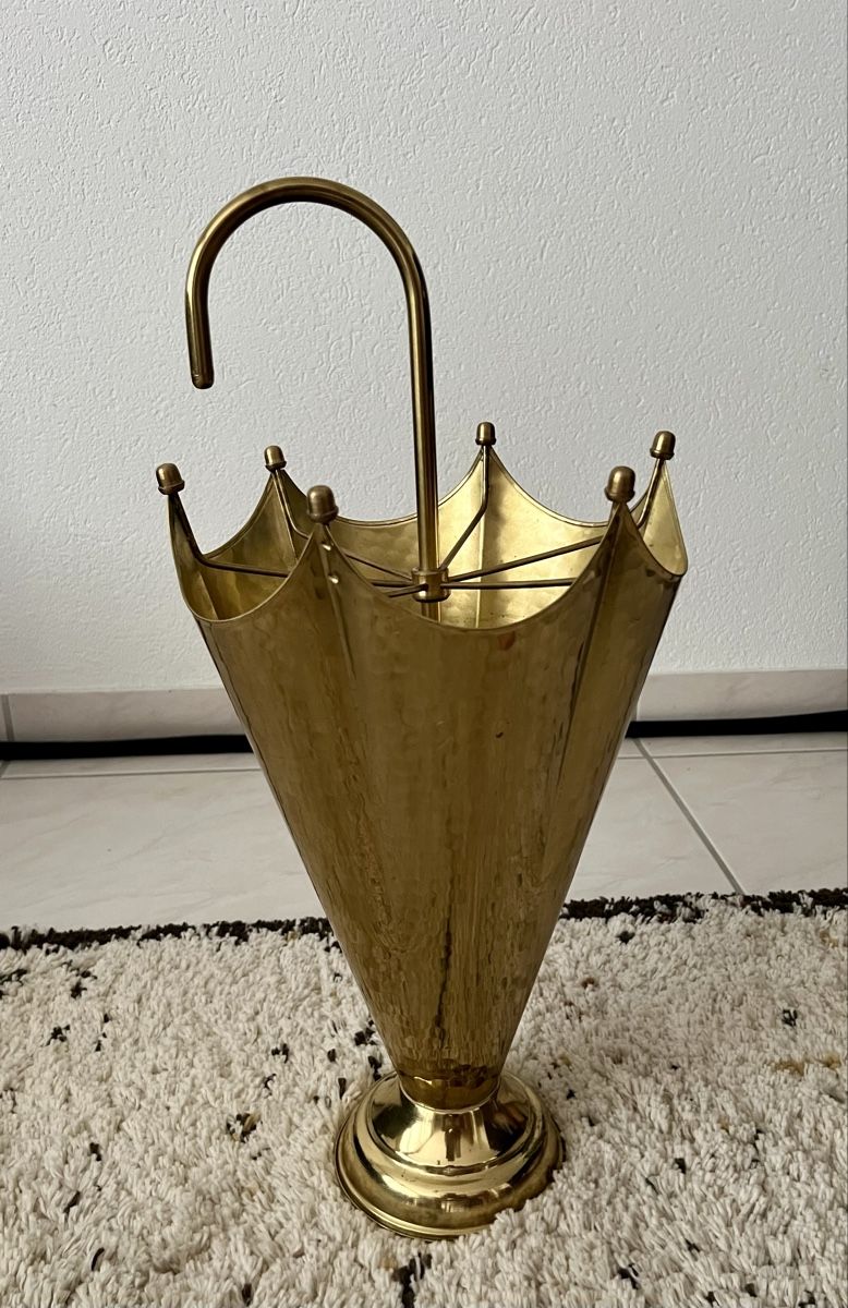 Altri mobili per ufficio: Mid Century Regenschirmständer Messing – Usato da Hunzenschwil venduto da Madachica 3