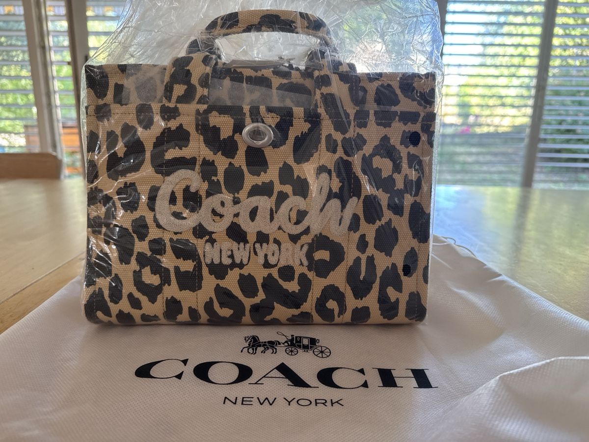 Coach Sacs: Coach Cargo Tote Bag 26 Leopard – Neuf avec emballage d'origine à Morges par fra_9pdn 1
