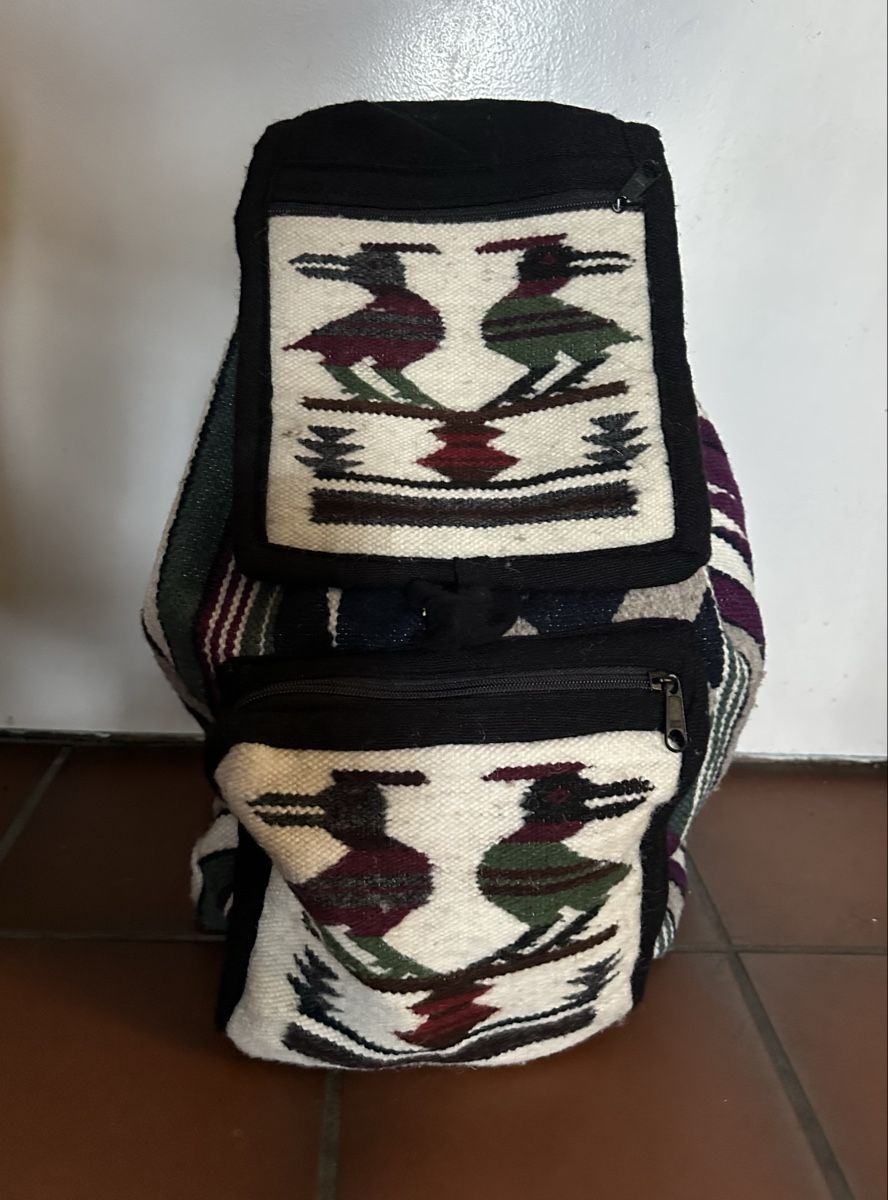 Zaini: Vintage Ethno Südamerika Rucksack – Usato da Bern venduto da Maria003