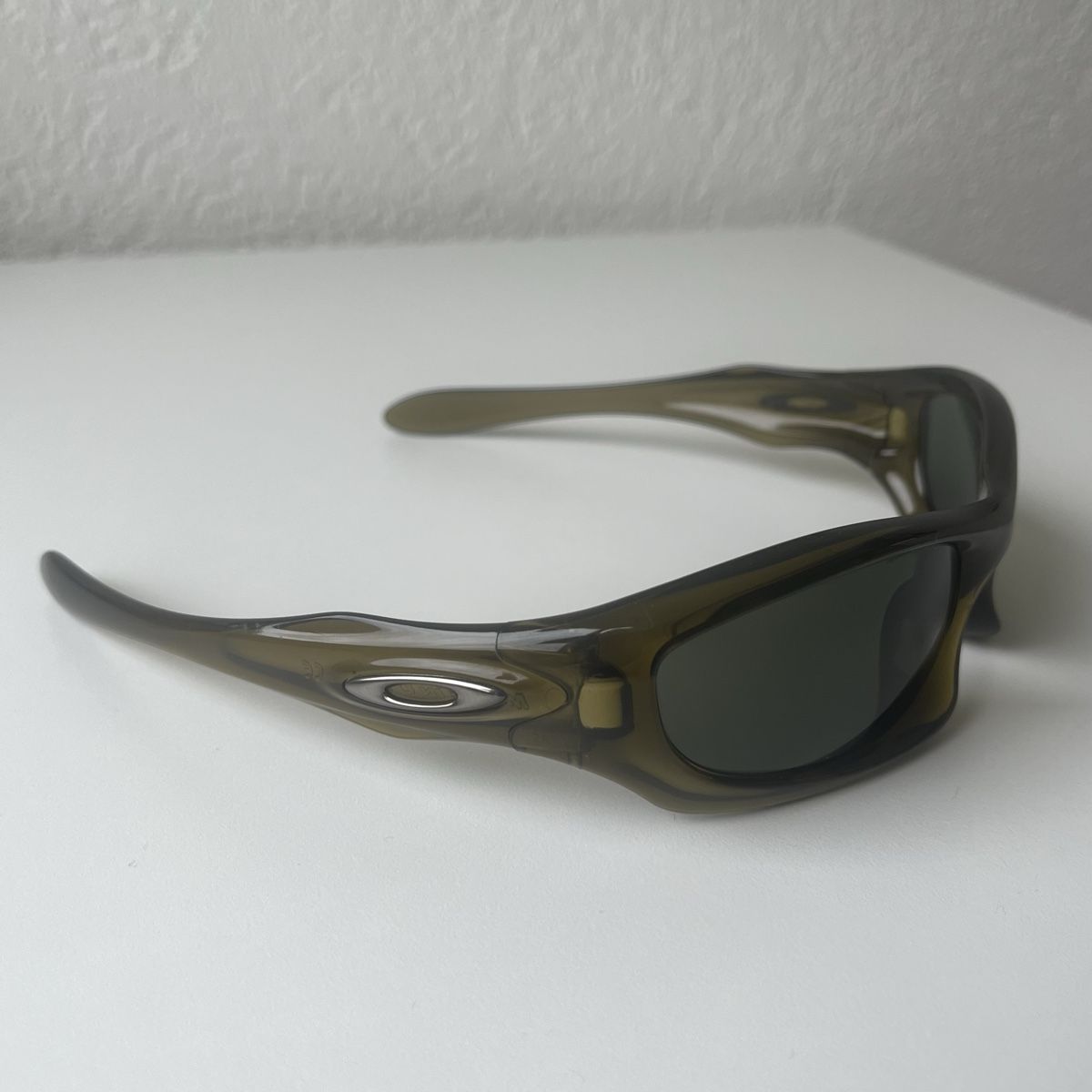 Oakley Occhiali & Lenti: Oakley Monster Dog Sonnenbrille – Usato da Allschwil venduto da pa.die 2