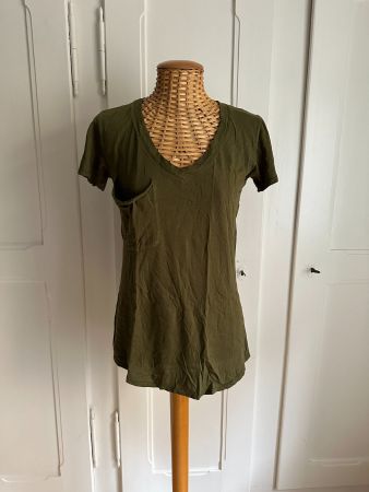 BOBI - T-Shirt olivgrün XS